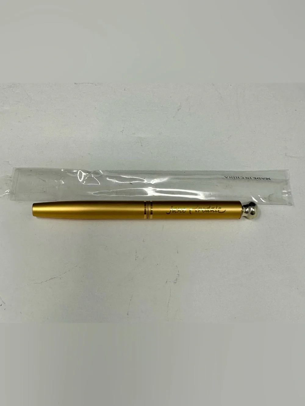 NEW! Jane Iredale Retractable Detail Lip Brush A1